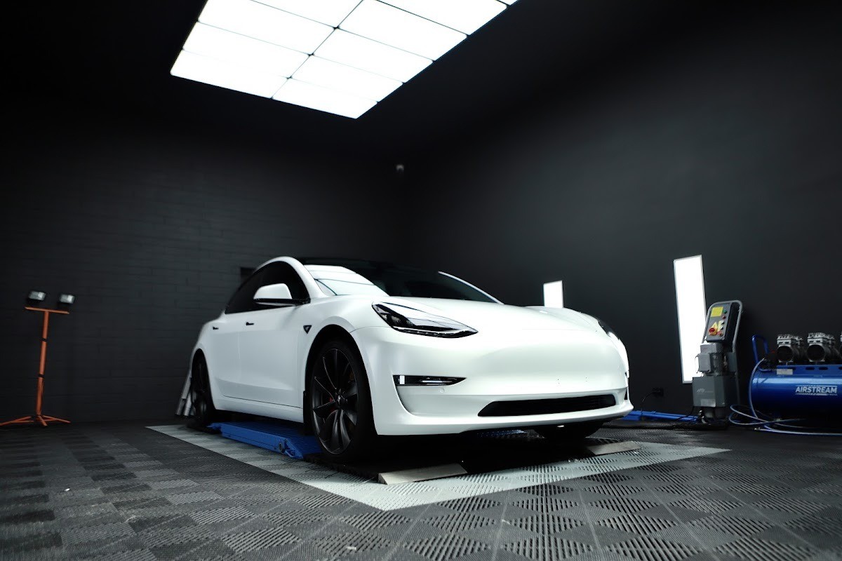 Craftsmen Automotive Professional photo 1