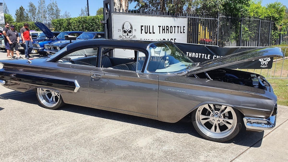 Full Throttle Custom Garage