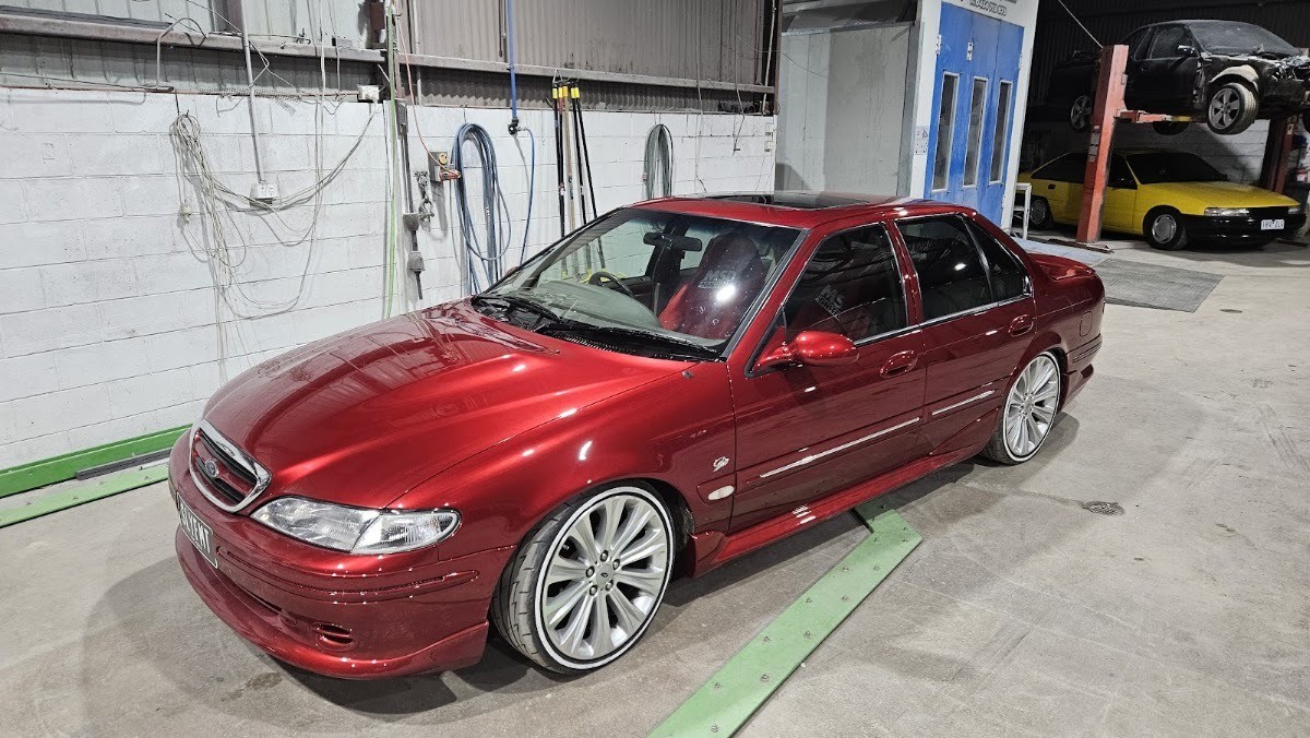 Taylor's Paint and Customs