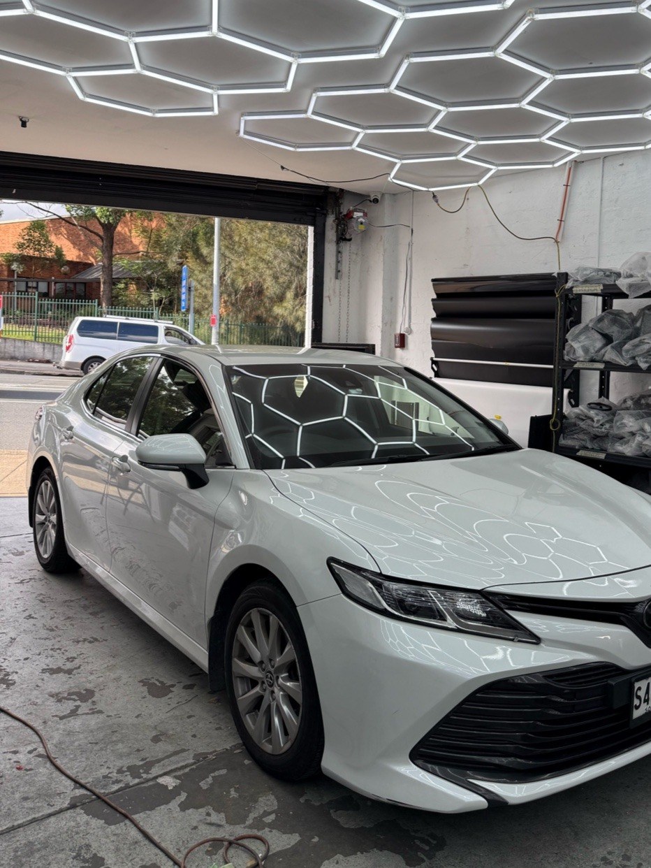 V Custom & Wrap photo 2