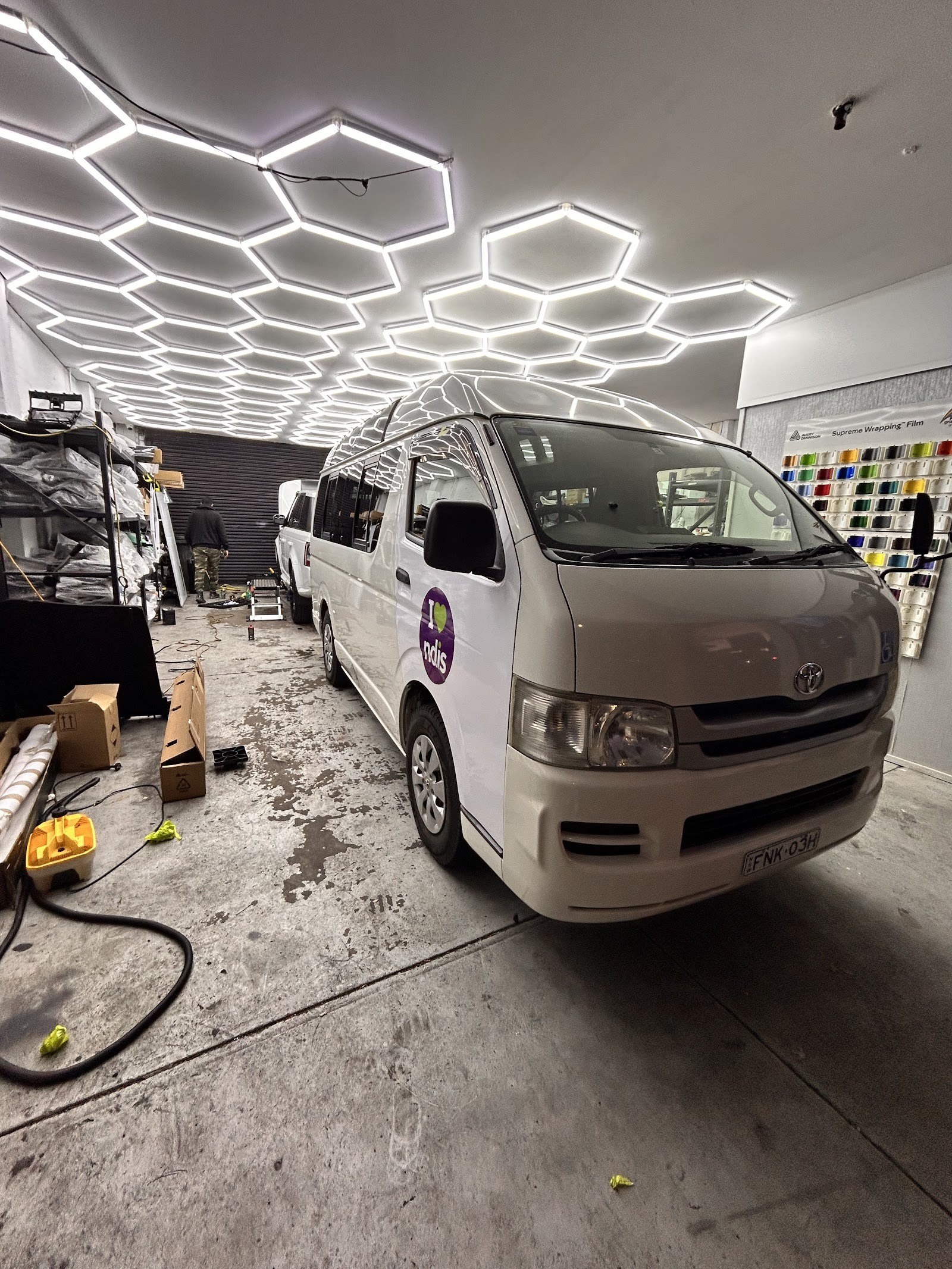 V Custom & Wrap photo 4