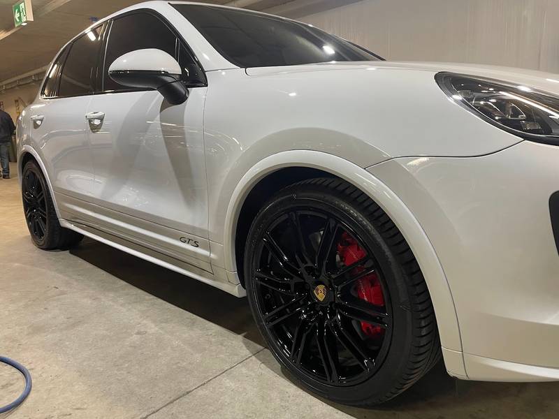 Vinces Car Detailing photo 3