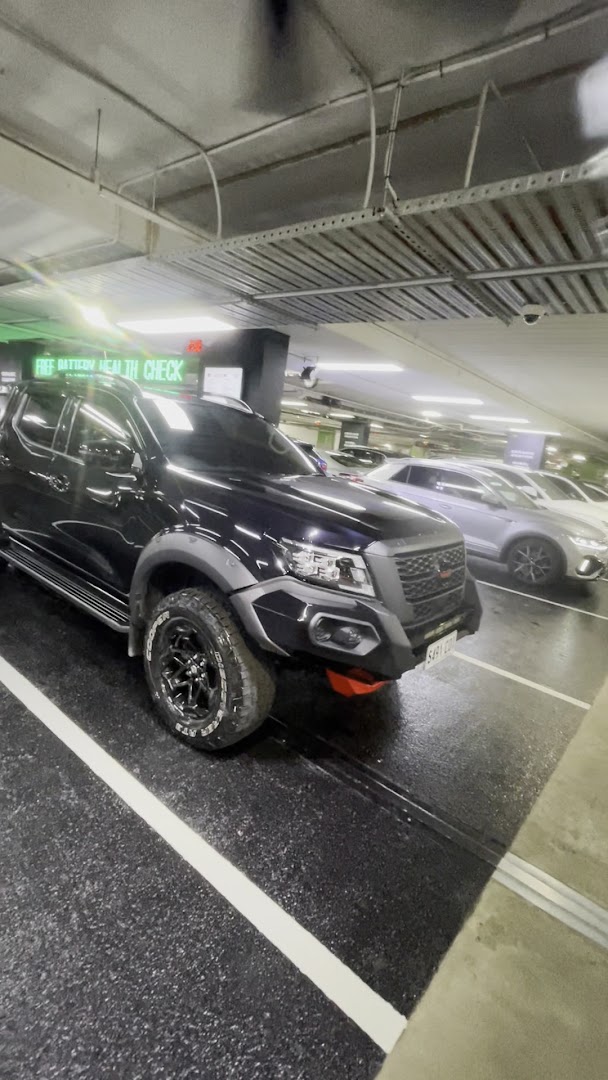Fine Shine Ceramic Coating & Window tint photo 2