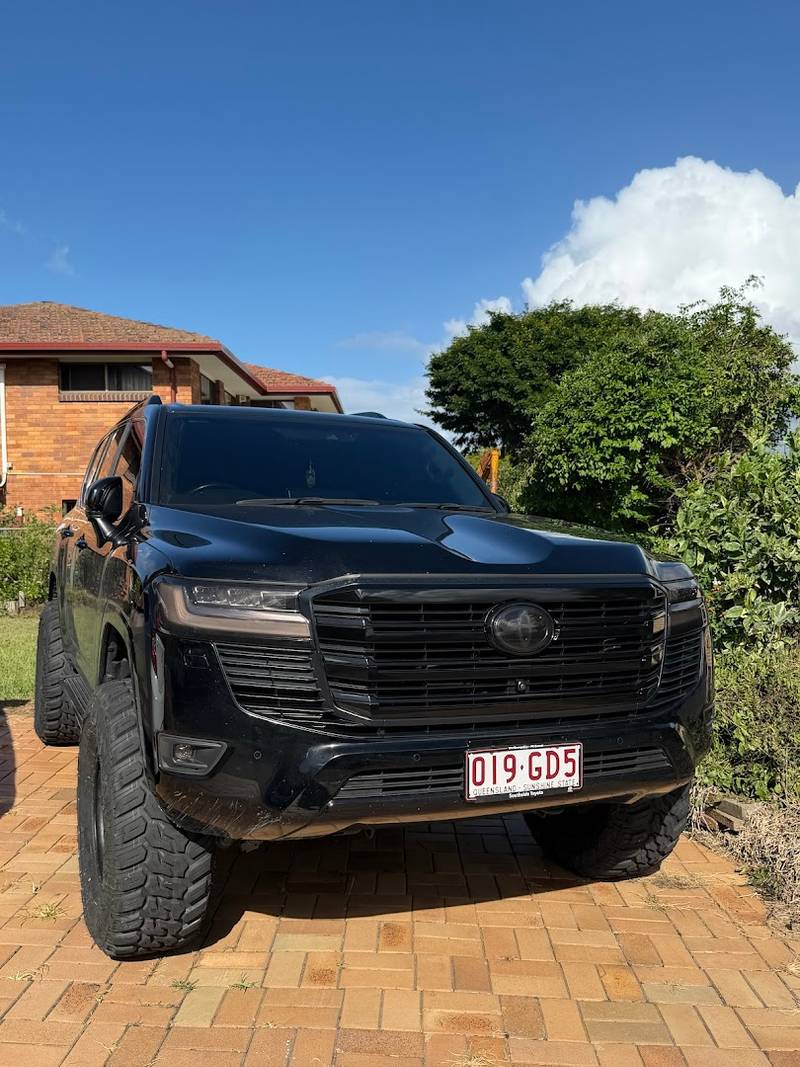Hustle car customs - Ceramic coating | Car Tint | PPF | Car wraps | Paint correction photo 3