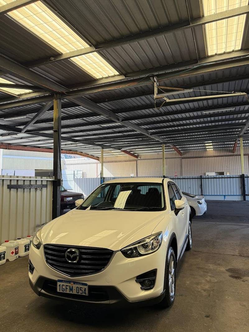 Hand Shine Car Wash photo 4