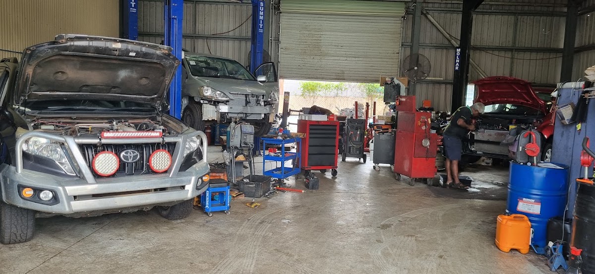 Car Mobile Mechanical Darwin (CMMD)