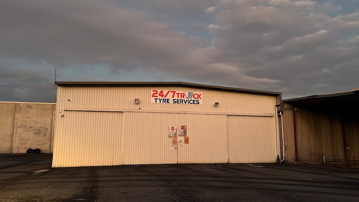 24/7 Truck tyre service