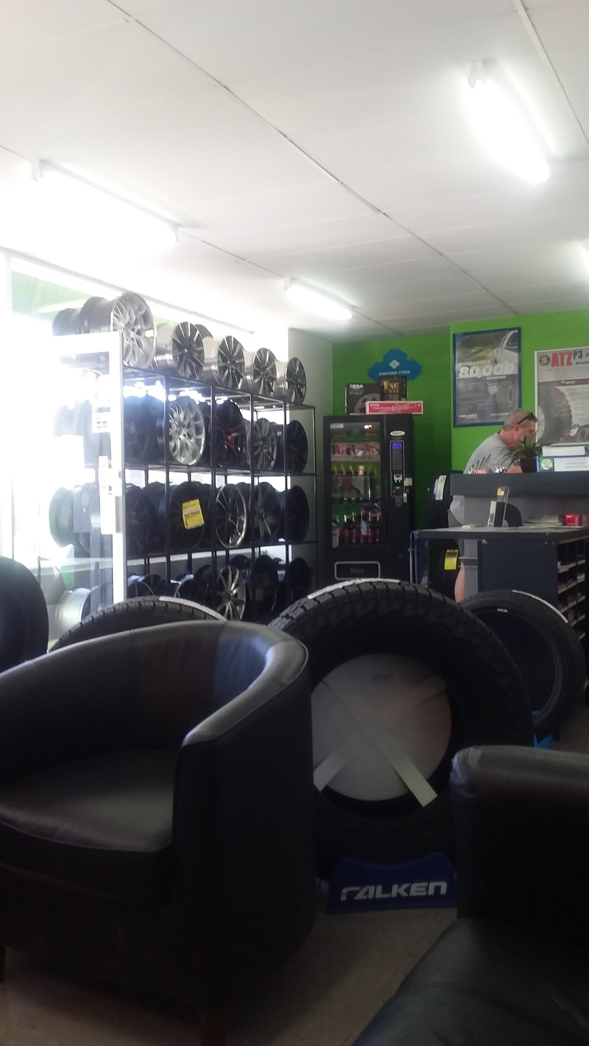 City Discount Tyres Mitchell Park photo 1
