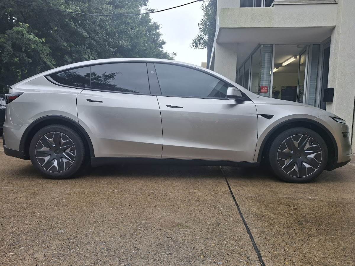 LET'S TINT Ceramic Coating & Window Tinting photo 2