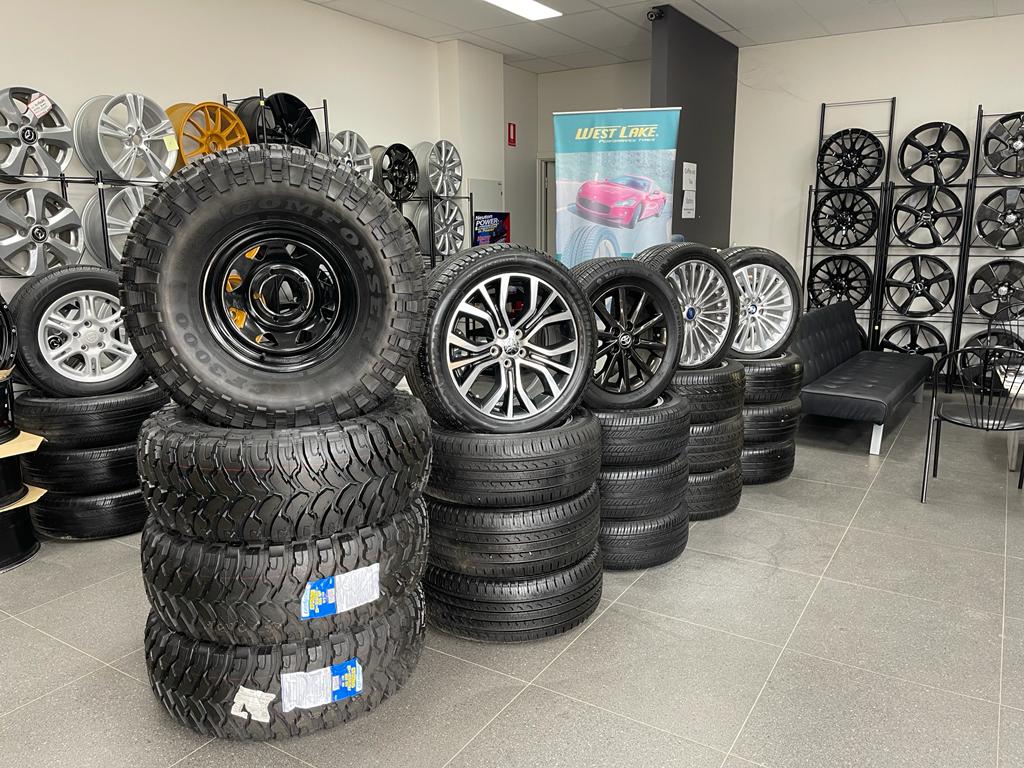 New & Used Tyre Mart photo 2