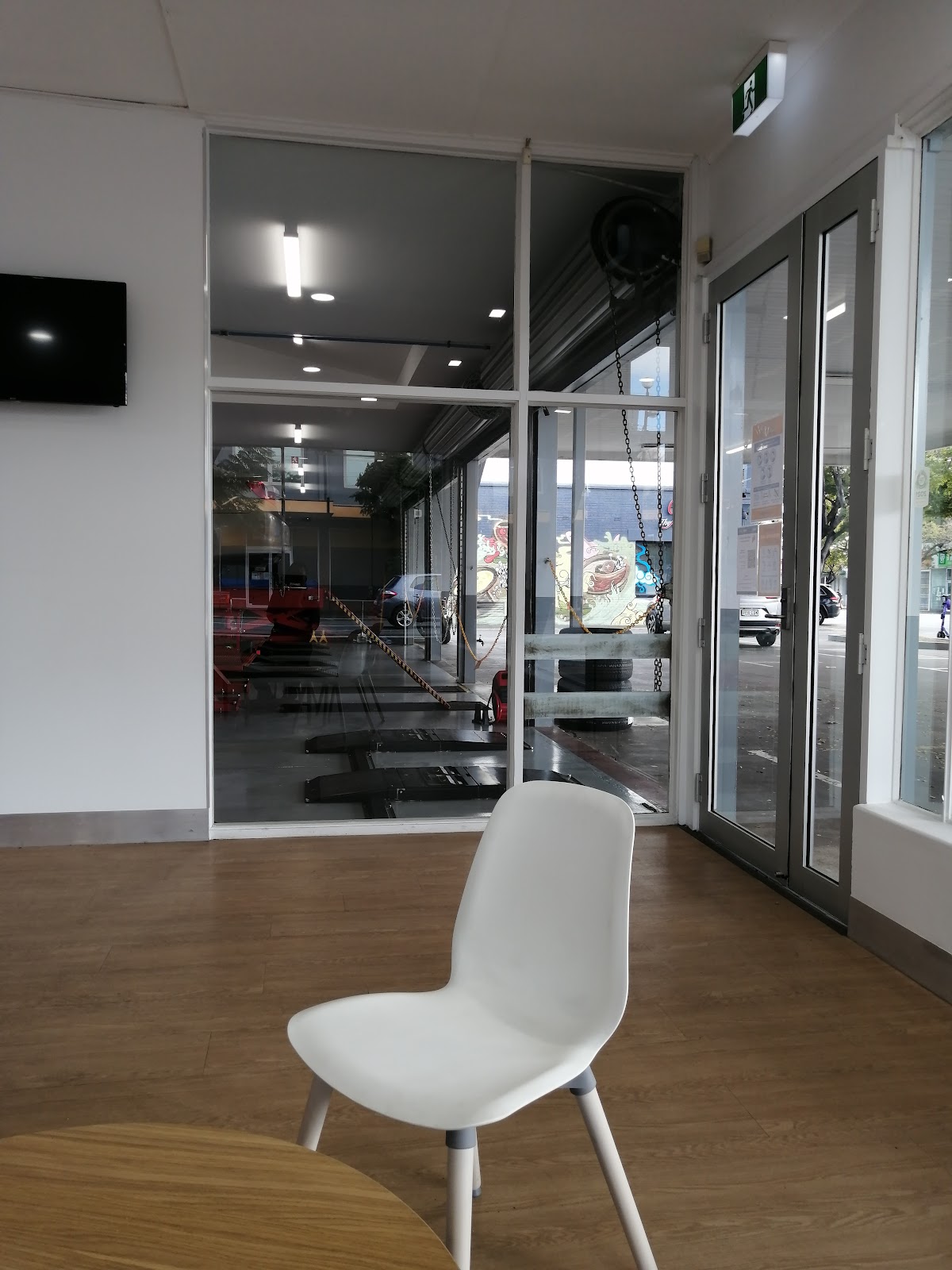 Goodyear Autocare Adelaide | All Brand Tyres | Best Prices | Servicing & Mechanical | Brakes & Batteries | Local & SA Owned photo 4