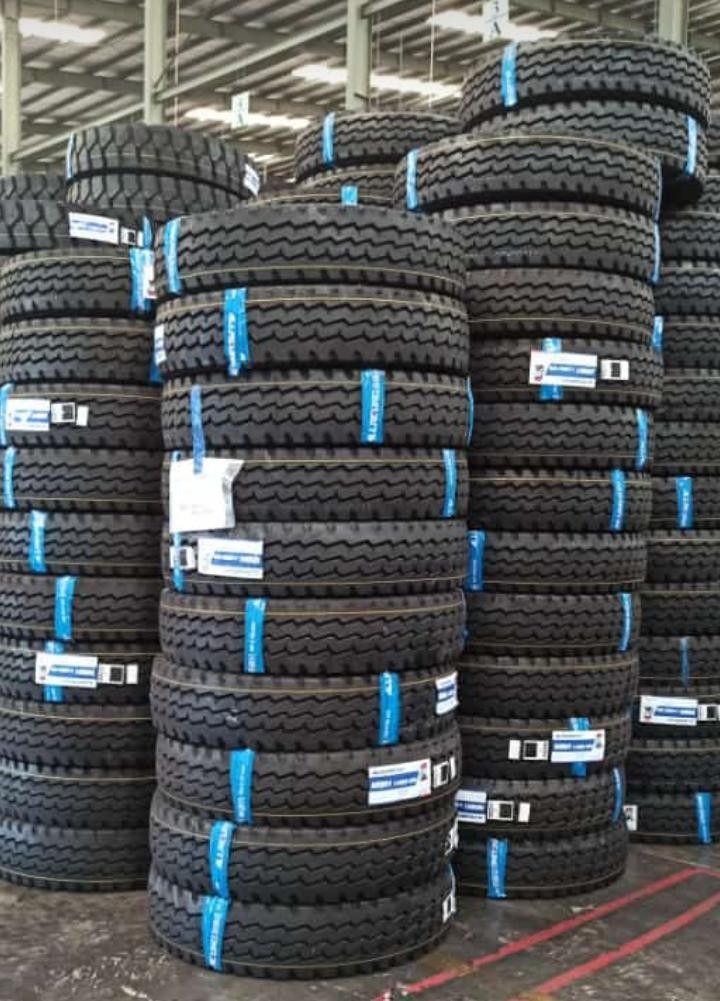 24/7 Truck tyre service photo 3