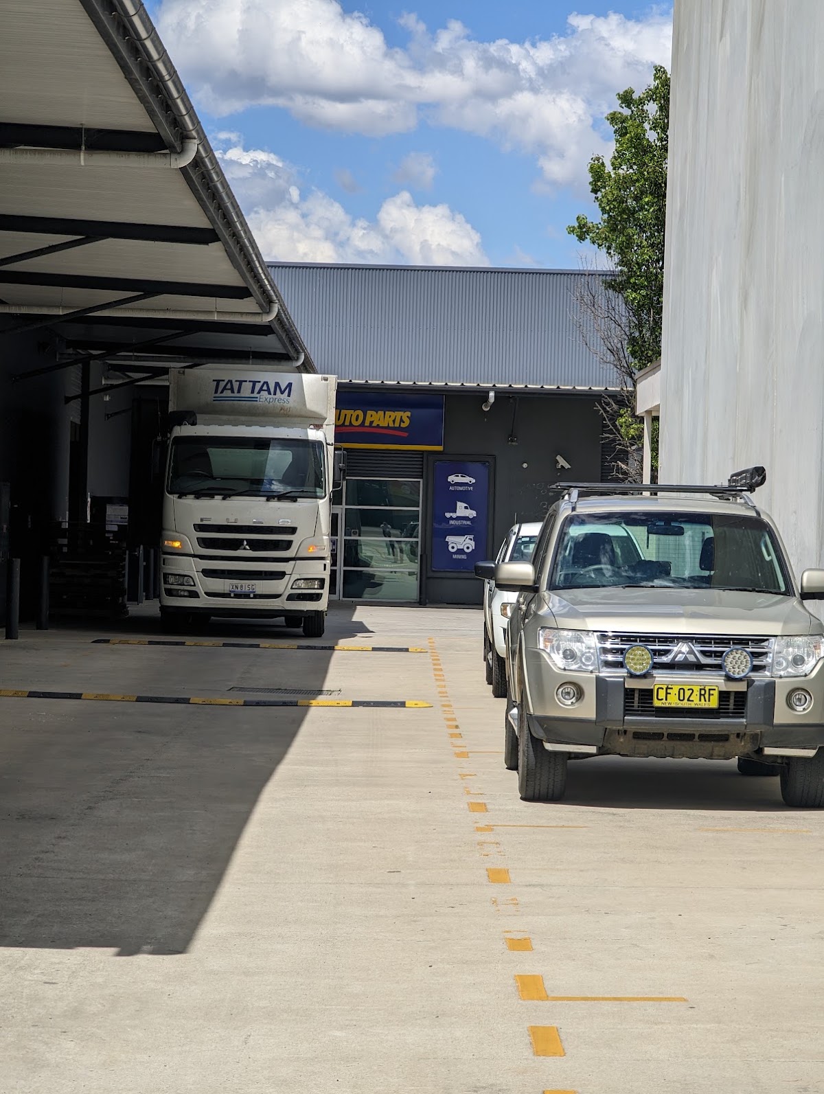 NAPA Auto Parts Canberra photo 5