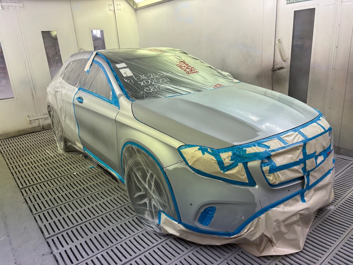 R & M PAINT & PANEL photo 4