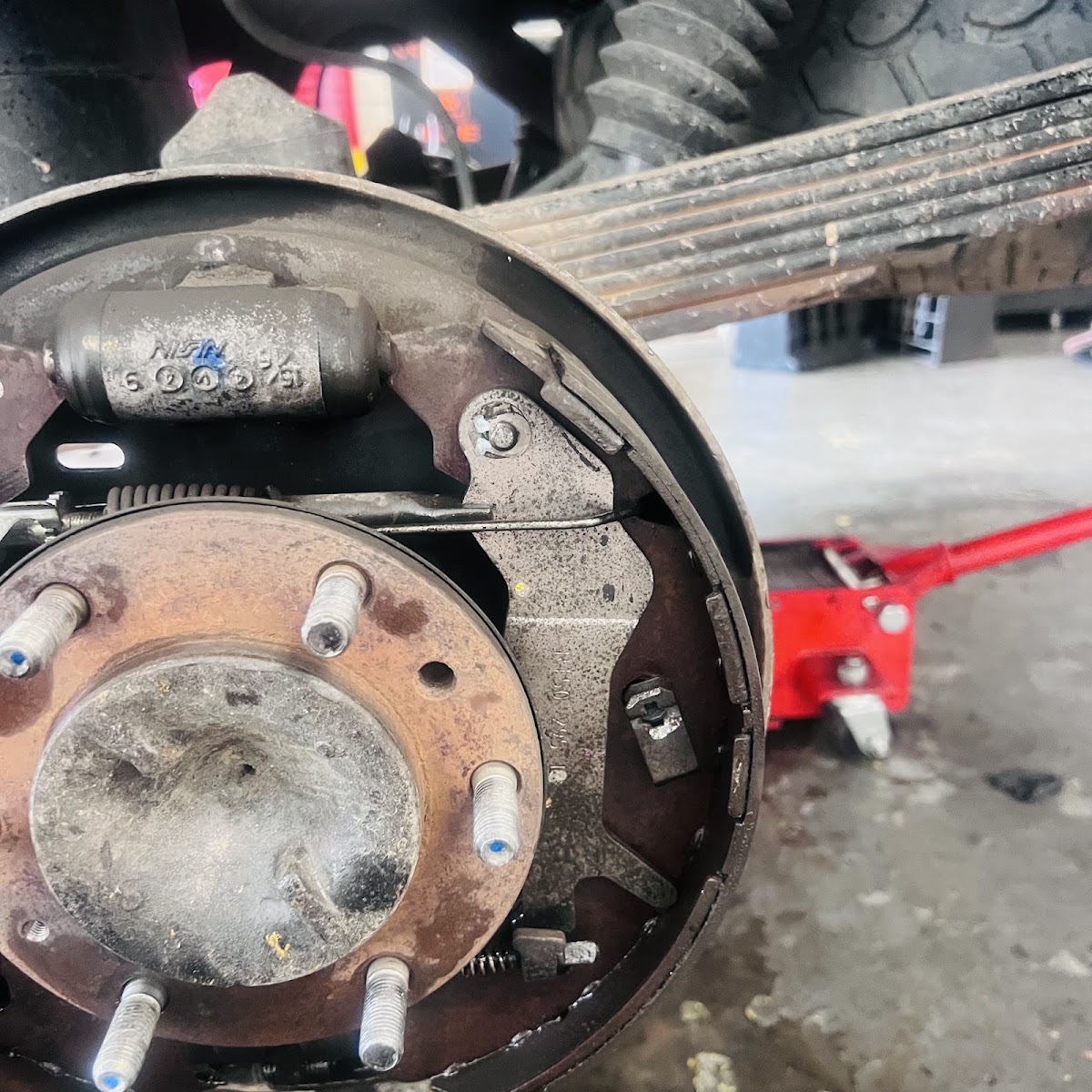 Loom Townz Motor Service photo 4