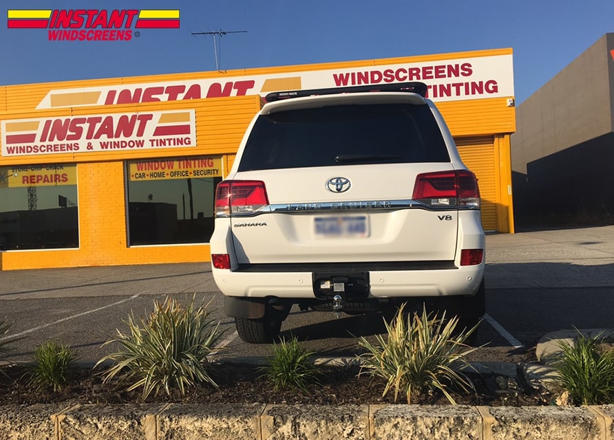 Instant Windscreens Darwin - Repairs & Tinting photo 6