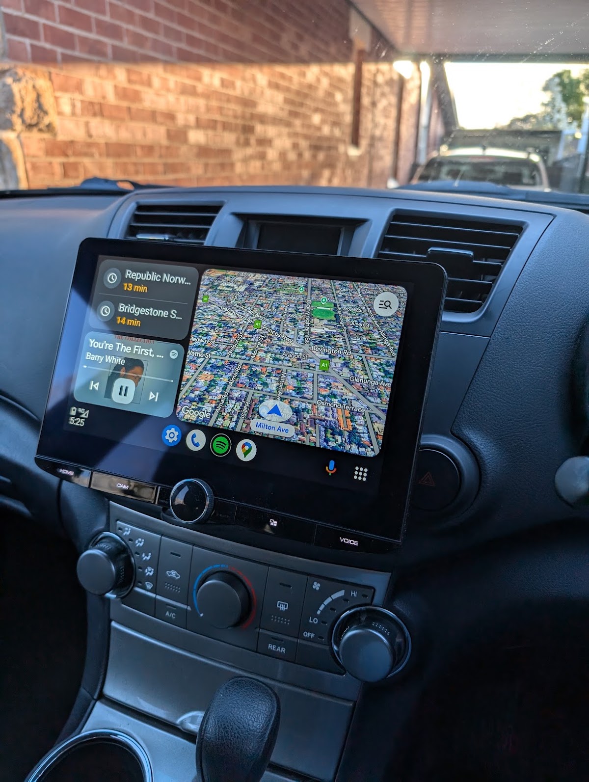 Tonkin's In-Car Solutions photo 4
