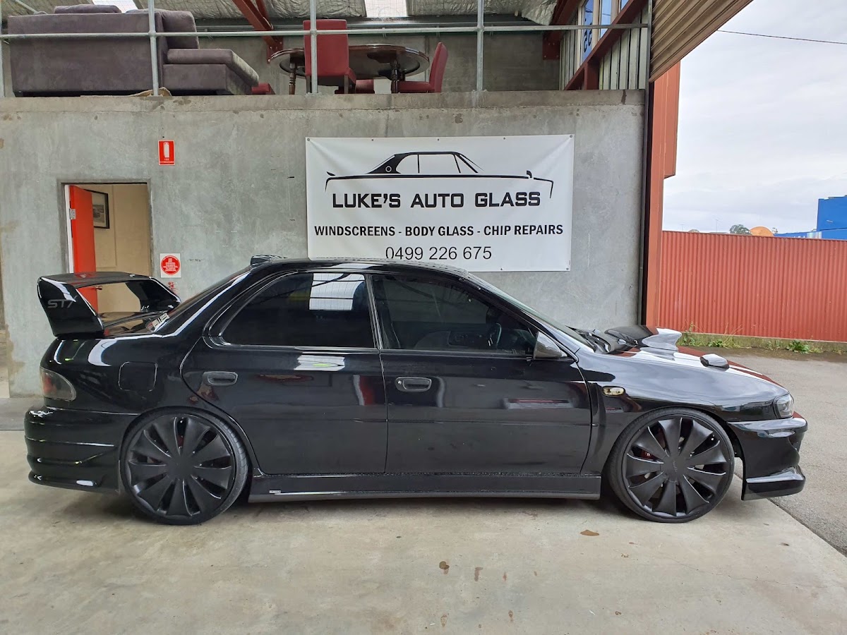 Shmick Tinting & Vinyl photo 1