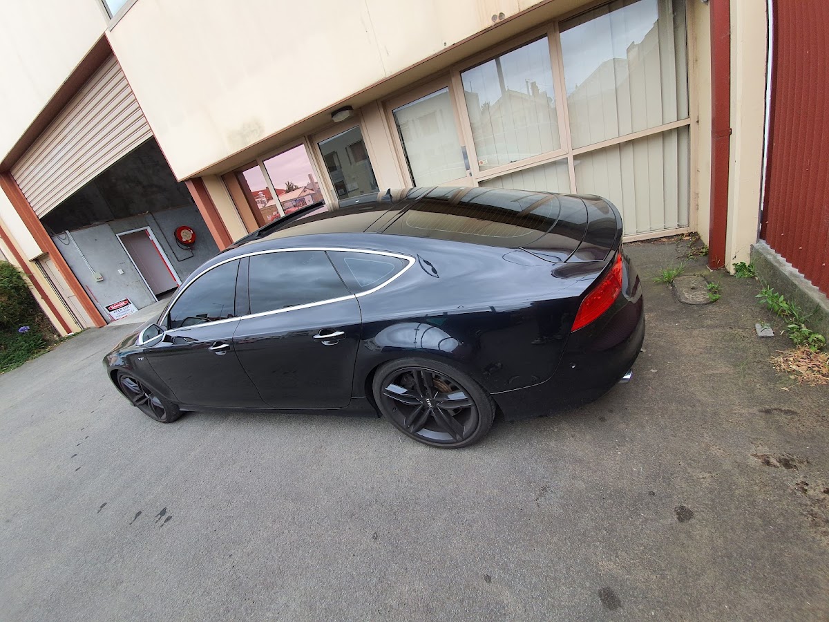 Shmick Tinting & Vinyl photo 6