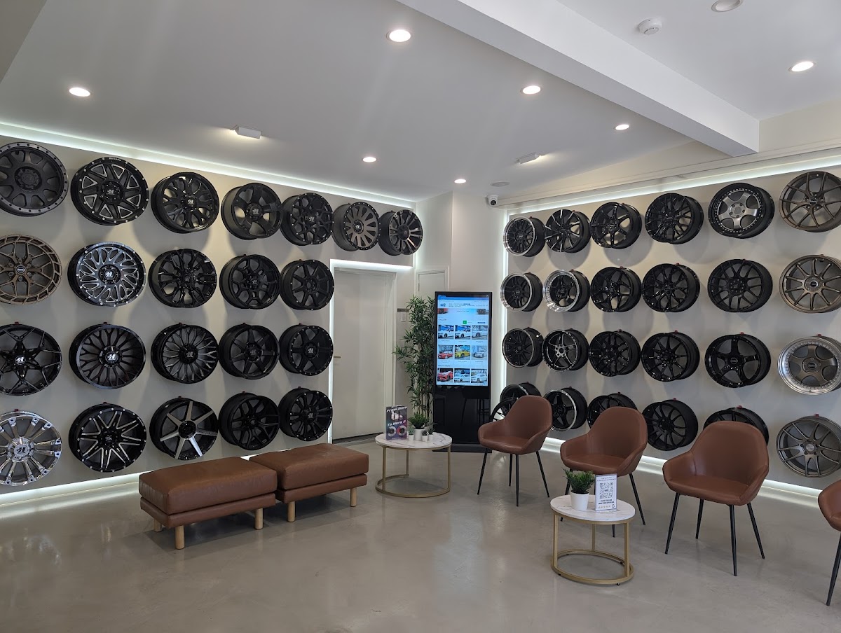 Ozzy Tyres Woodville | Discounted Tyres Adelaide | Rims | Suspension Lift Kits and Lowering | photo 5