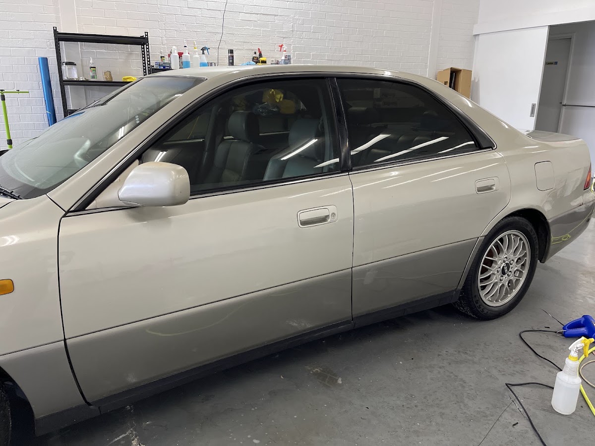 Shabani Kustom Tinting photo 4