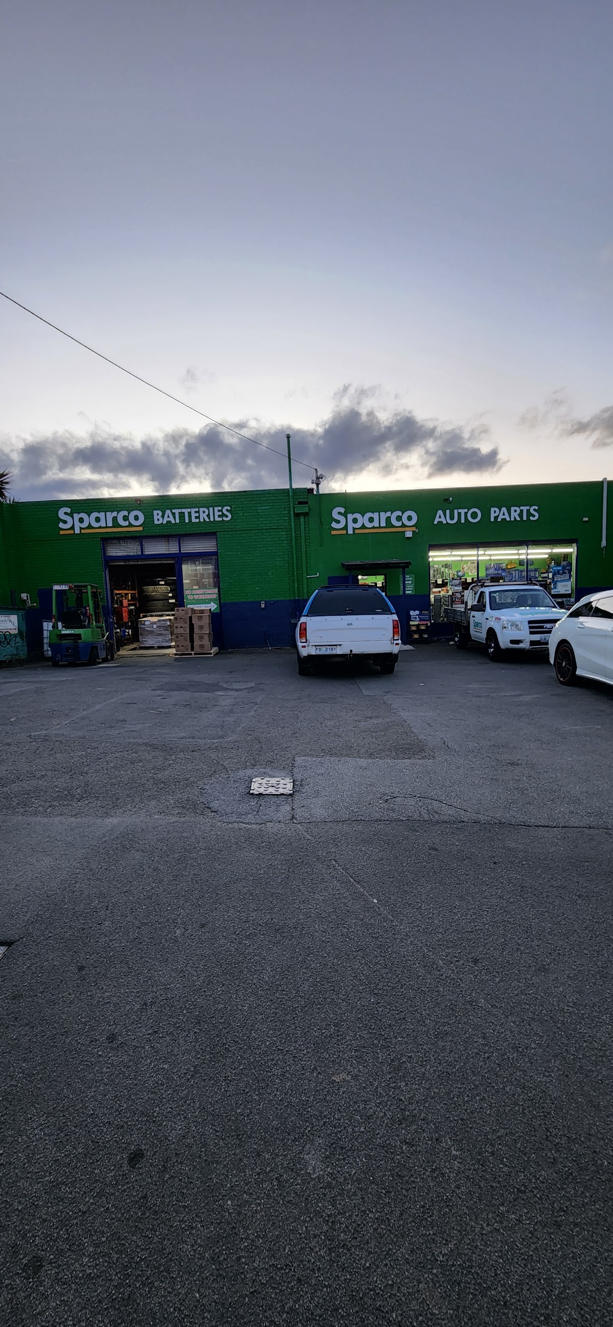 Sparco Auto Parts & Tyres photo 4