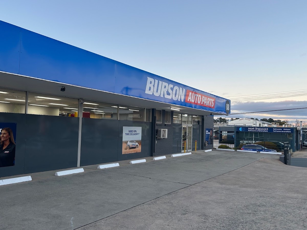 Burson Auto Parts Fyshwick photo 3