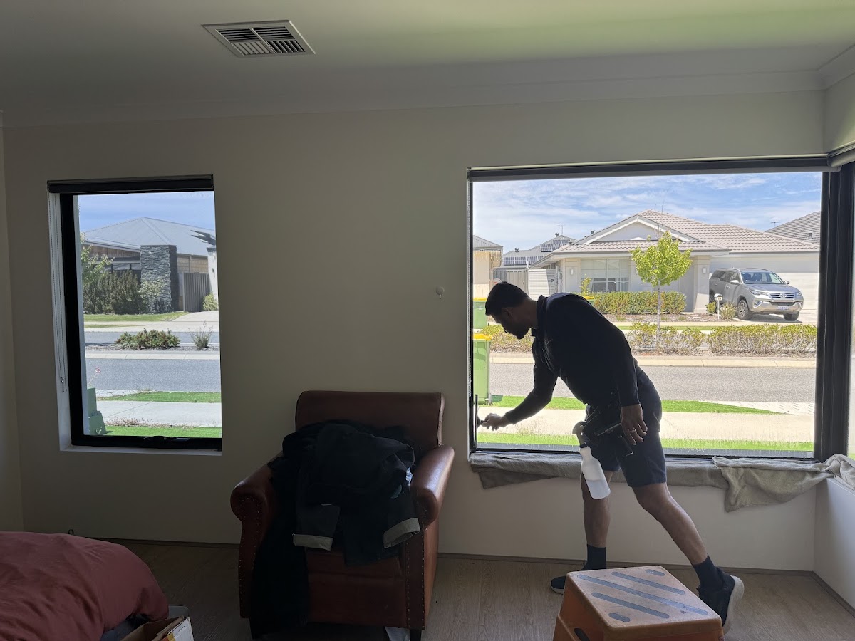VISTA TINT - Window Tinting Experts in Perth | Residential Window Tinting | Commercial And Office Window Tinting photo 5